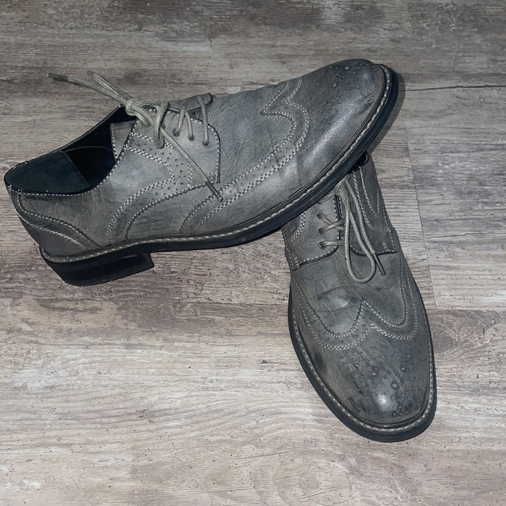Perry Ellis 10